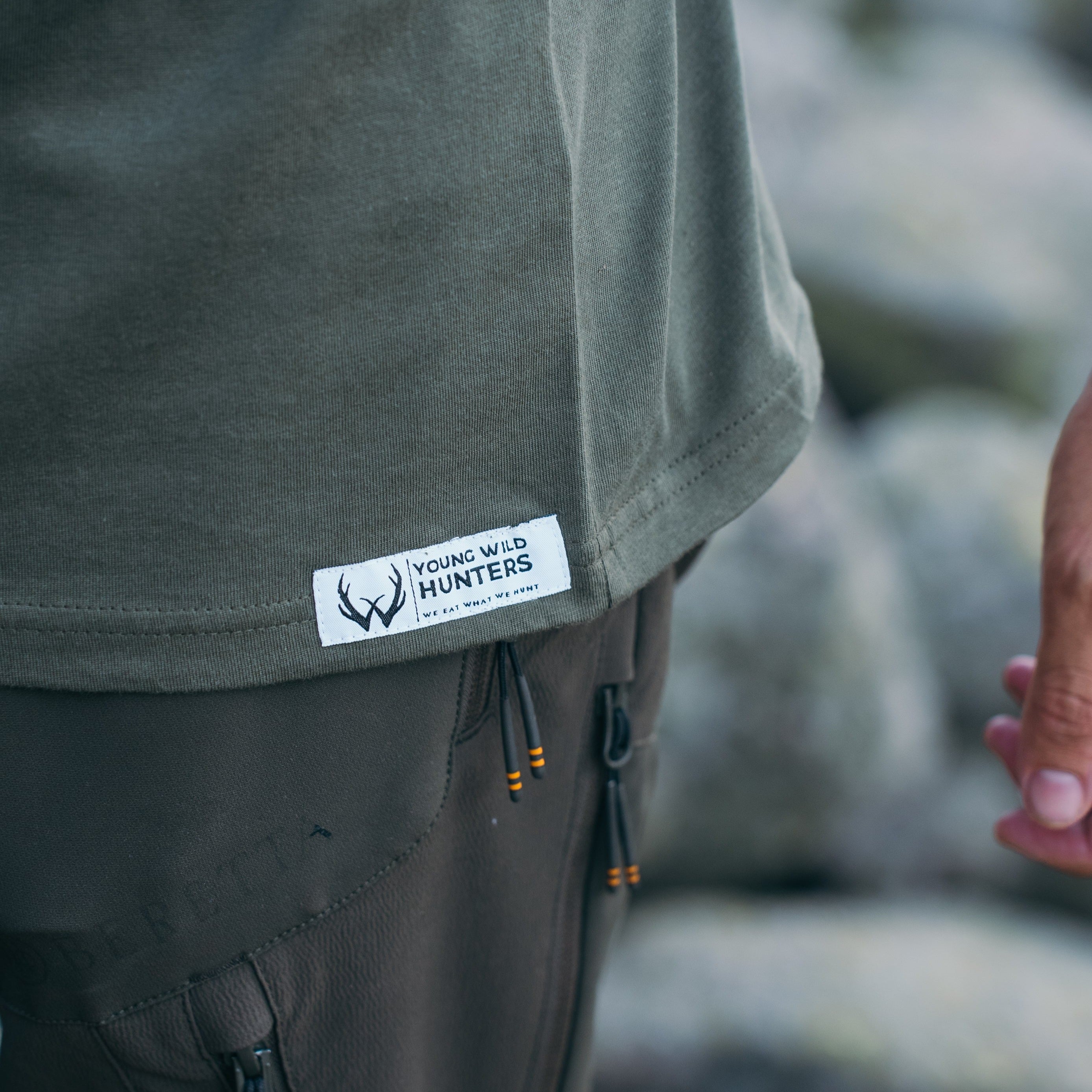 Natura Mare T-shirt - Young Wild Hunters