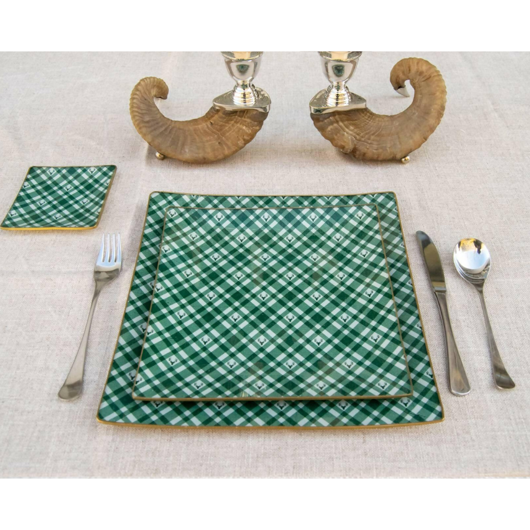 Conjunto de platos CUADROS Y CIERVOS Tellerwelt