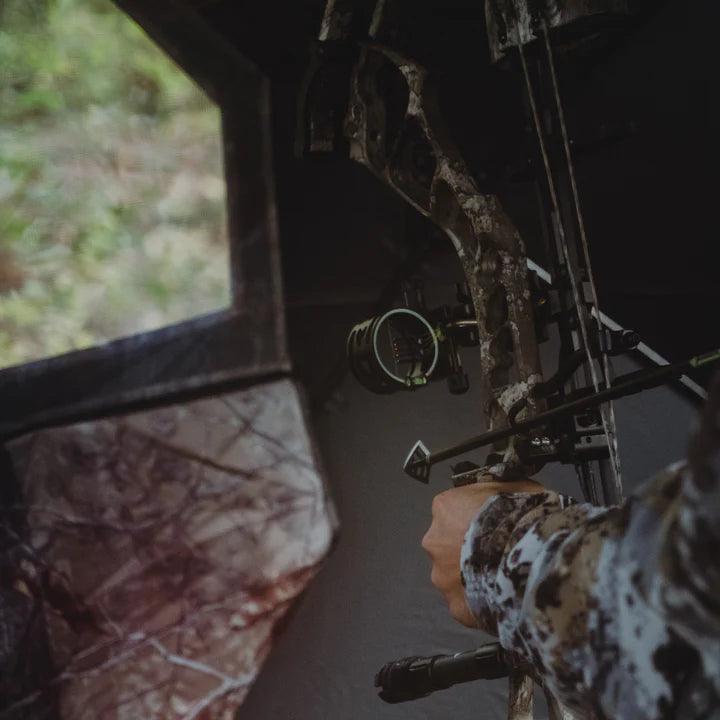 BIG CAT™ BLOODTRAIL® BACKWOODS - Young Wild Hunters