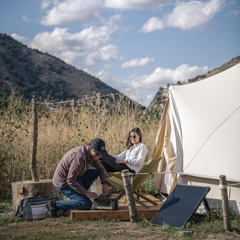 Boulder. Panel Solar Athena - Young Wild Hunters
