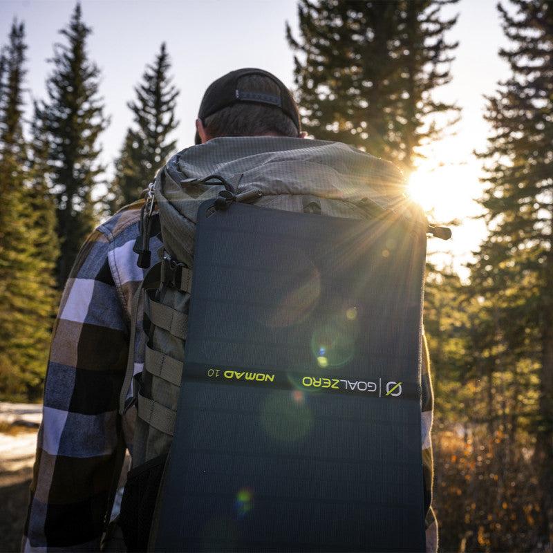 Nomad. Panel Solar Athena - Young Wild Hunters