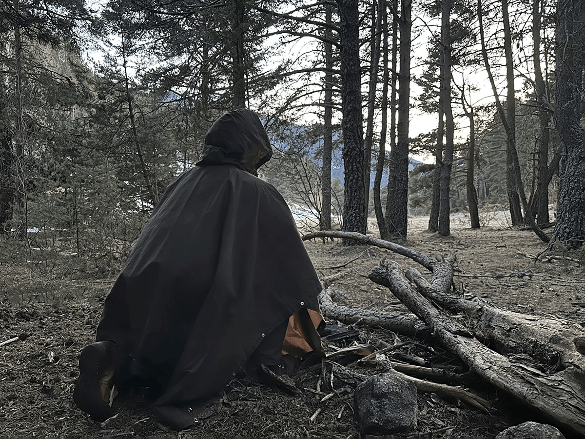 Oilskin Poncho Shelter - Young Wild Hunters