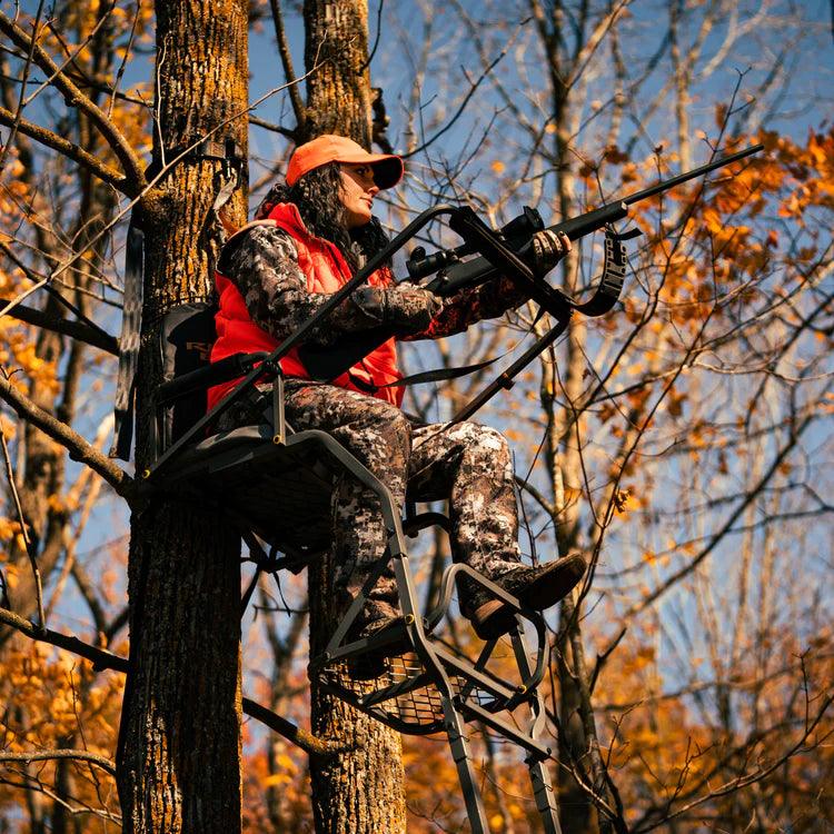 DELUXE™ 1-MAN - Young Wild Hunters