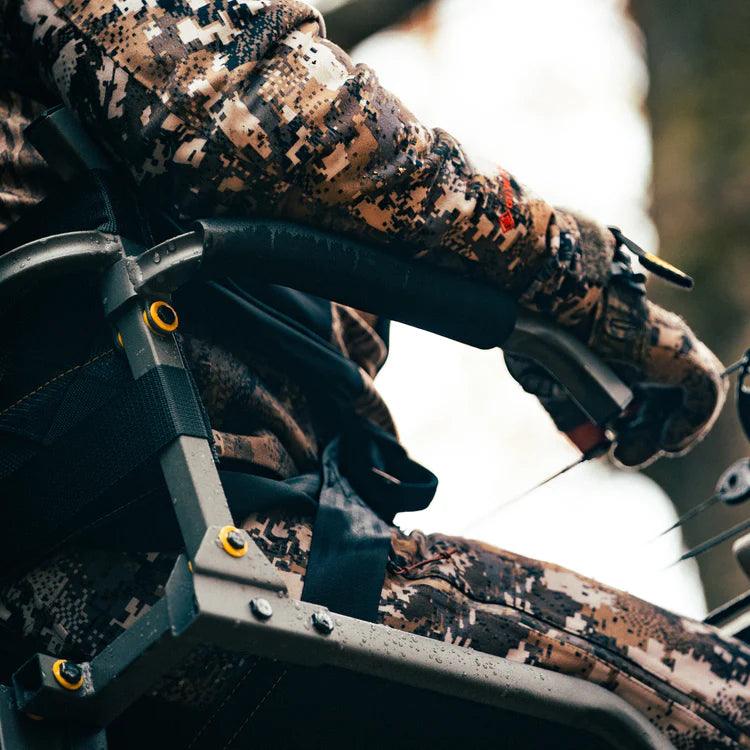 BIG FOOT™ BRUTE™ HANG-ON - Young Wild Hunters