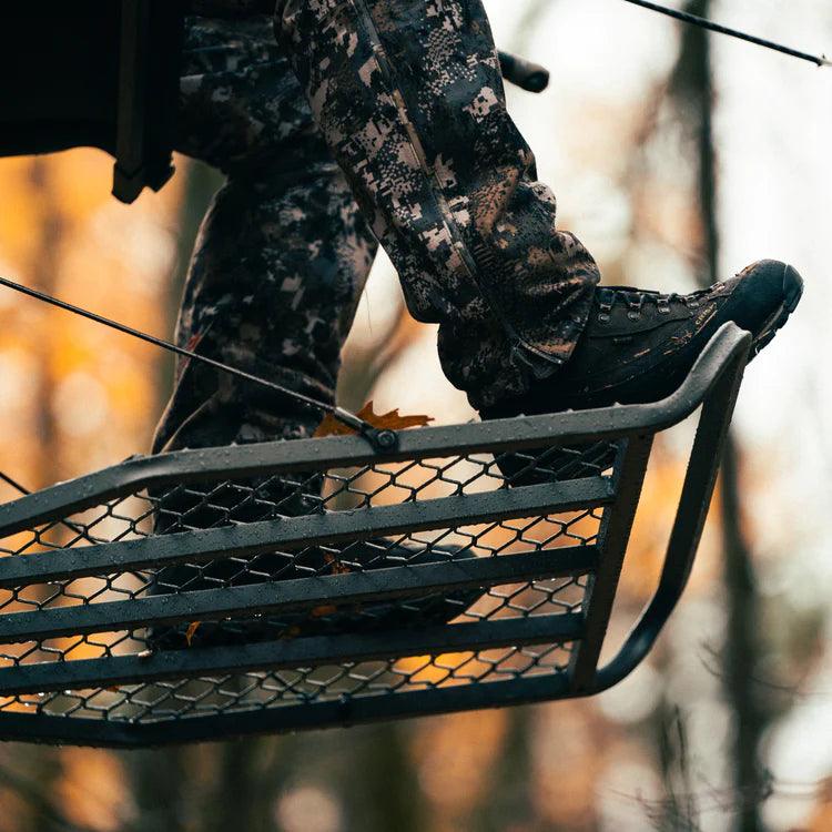 BIG FOOT™ BRUTE™ HANG-ON - Young Wild Hunters