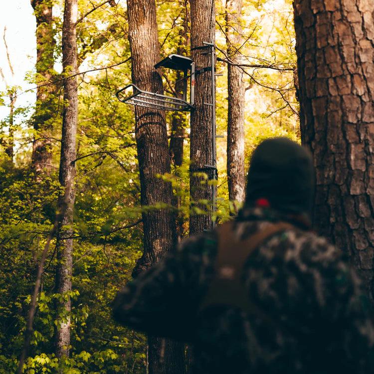 BIG FOOT™ ROGUE XL™ HANG-ON - Young Wild Hunters