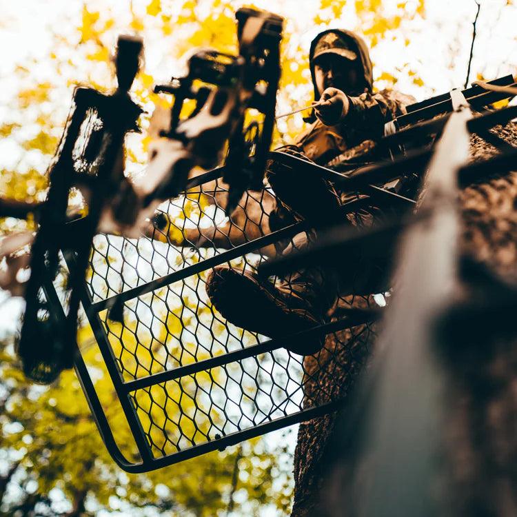 BIG FOOT™ ROGUE XL™ HANG-ON - Young Wild Hunters