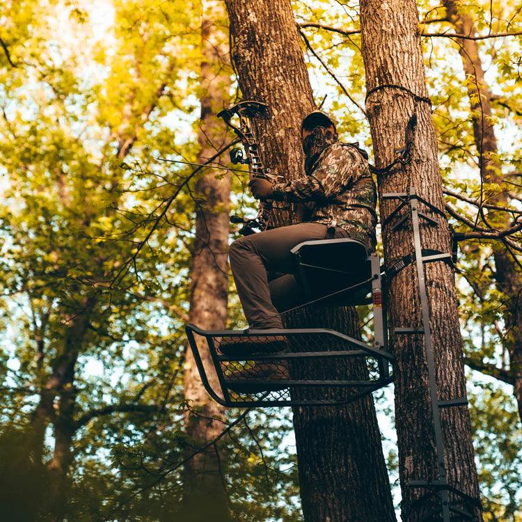 BIG FOOT™ ROGUE XL™ HANG-ON - Young Wild Hunters