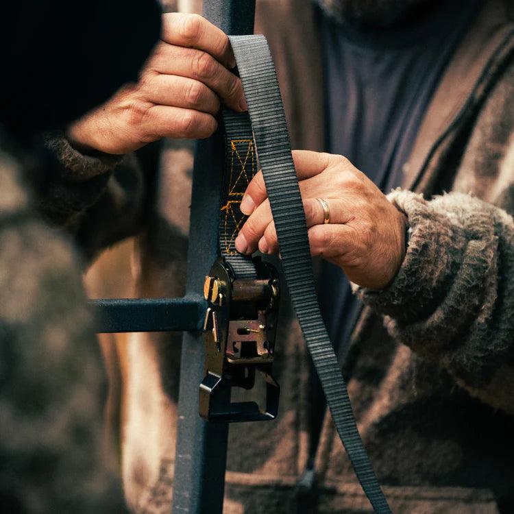 LOCKDOWN™ 21FT WIDE 1-MAN - Young Wild Hunters