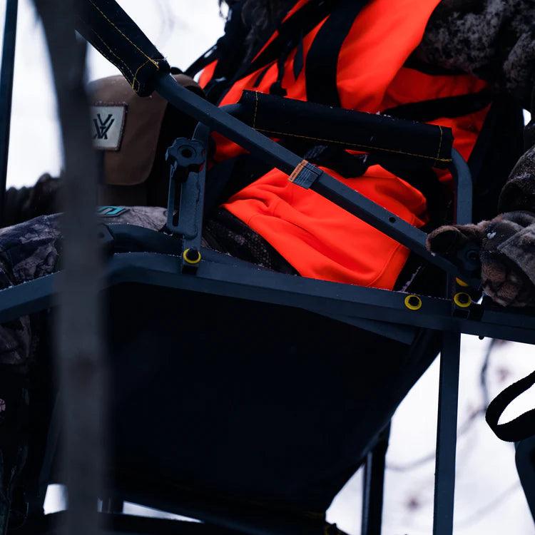 RETREAT™ 1-MAN - Young Wild Hunters