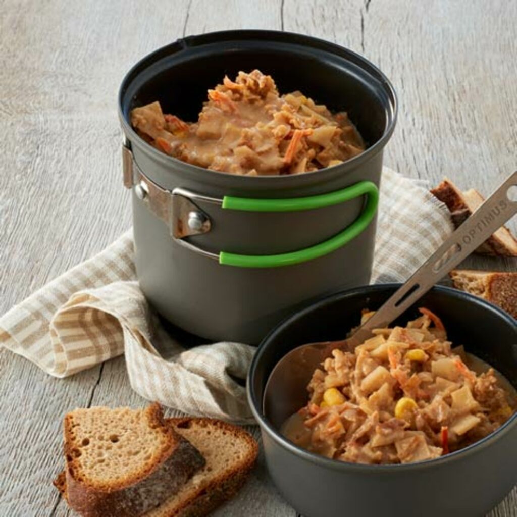 Stewed potato with onion Trek'n Eat