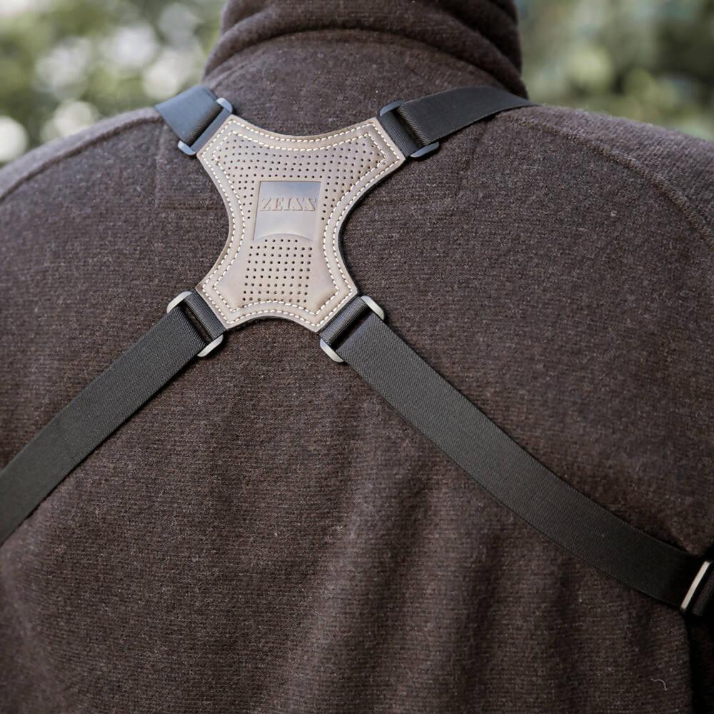 Arnés ZEISS: comodidad y fijación segura para tus prismáticos - Young Wild Hunters