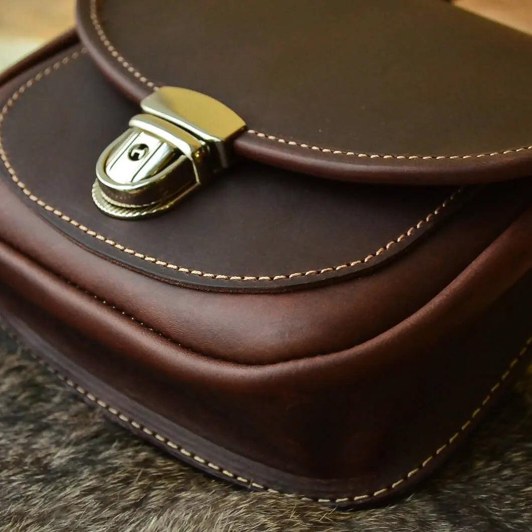 Bolso de cadera con canana interior Quercur Leathercraft - Young Wild Hunters