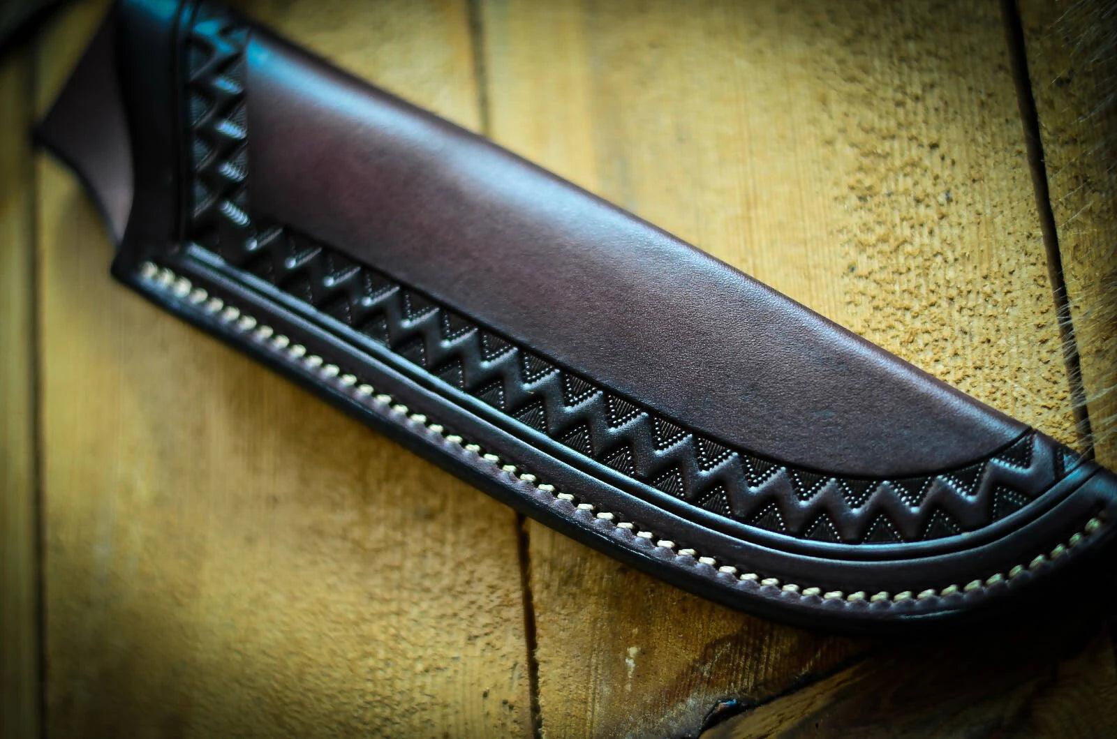 Funda de cuero para cuchillo utilitario de caza