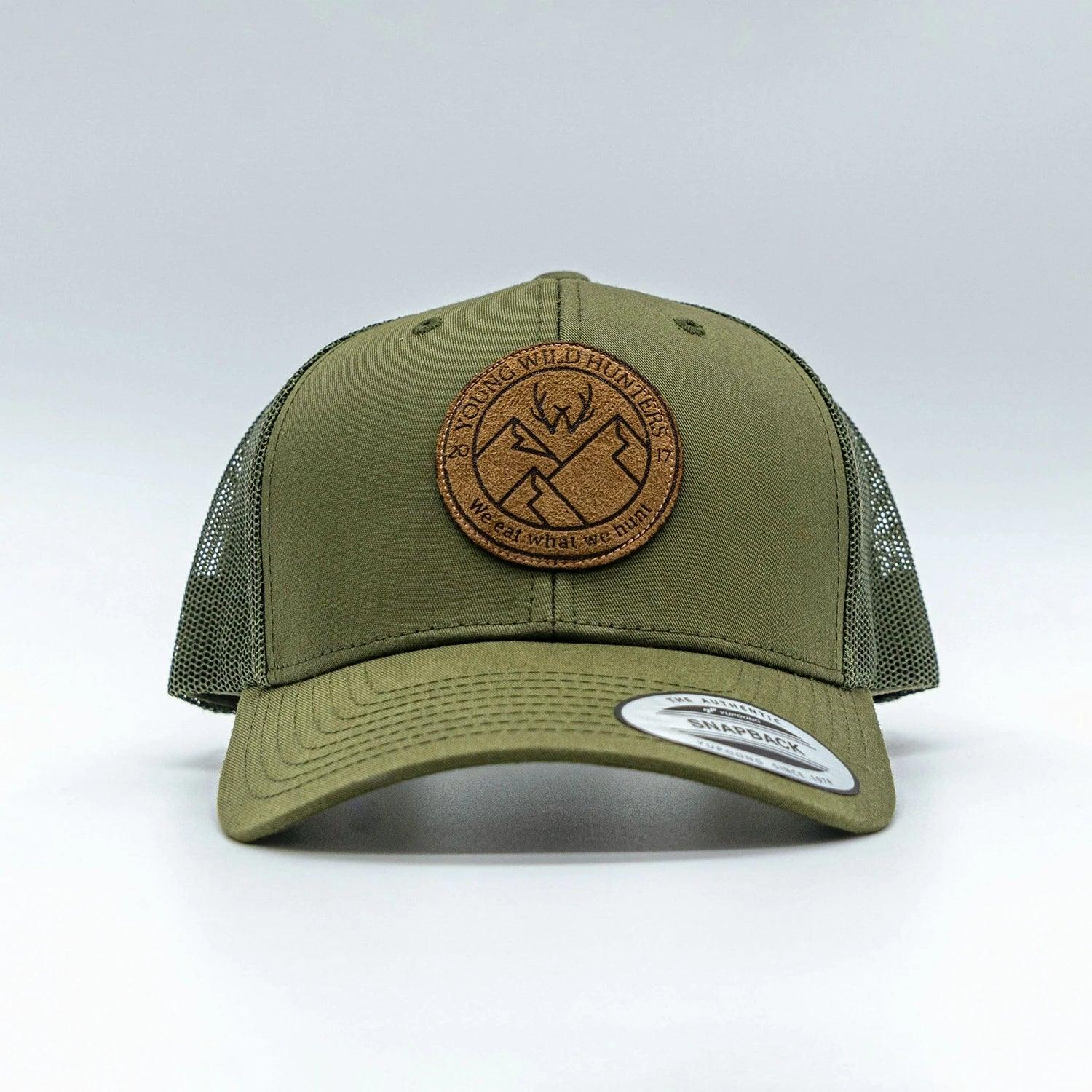 Gorra Verde parche de cuero YWH - Young Wild Hunters