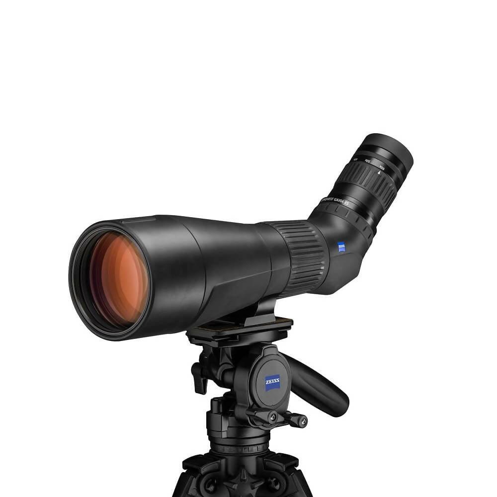 Telescopio ZEISS Conquest Gavia 85 en Tripode de Frente