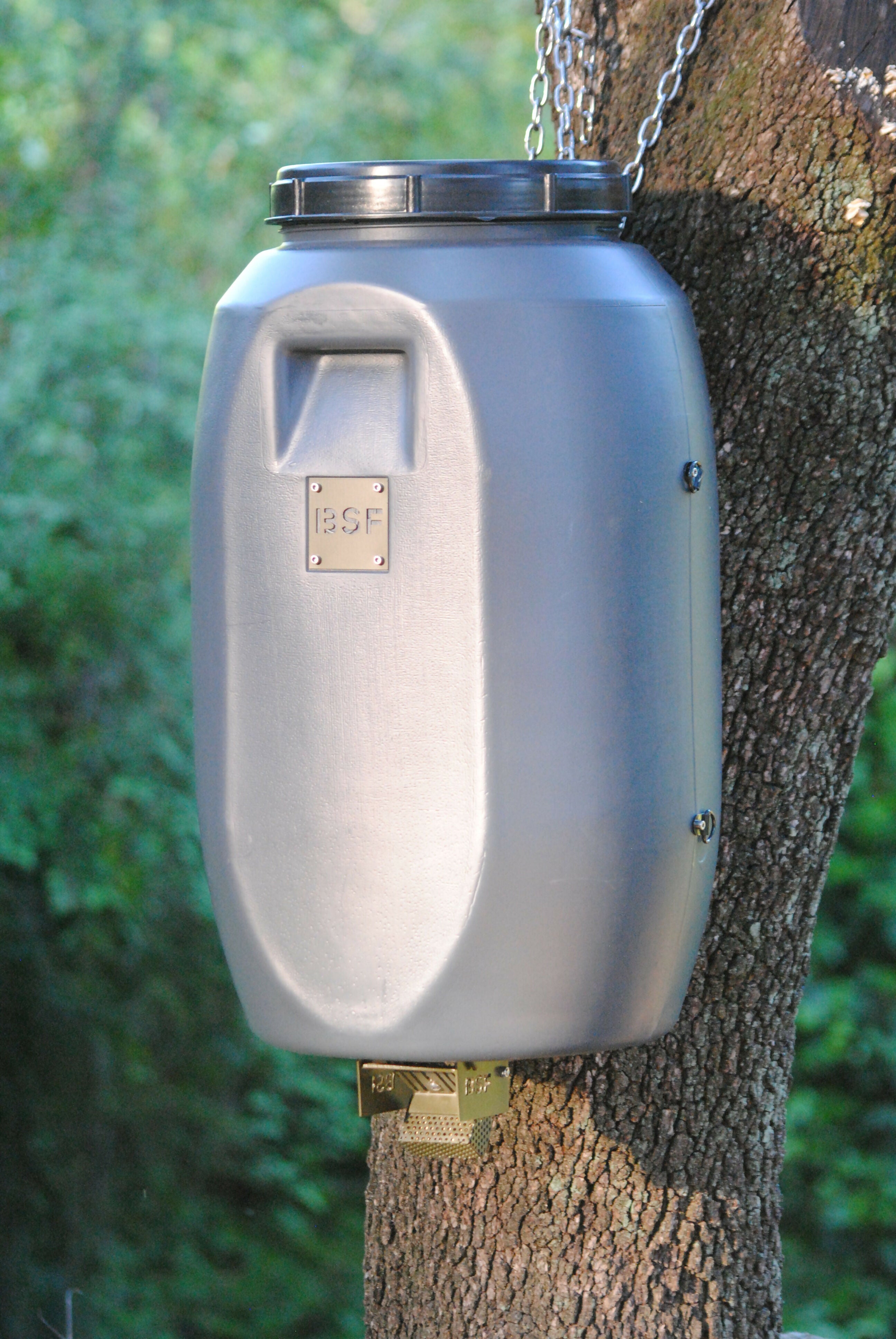 60L Canister with Trapdoor BSF Yimi ROE DEER AND CERVUNO