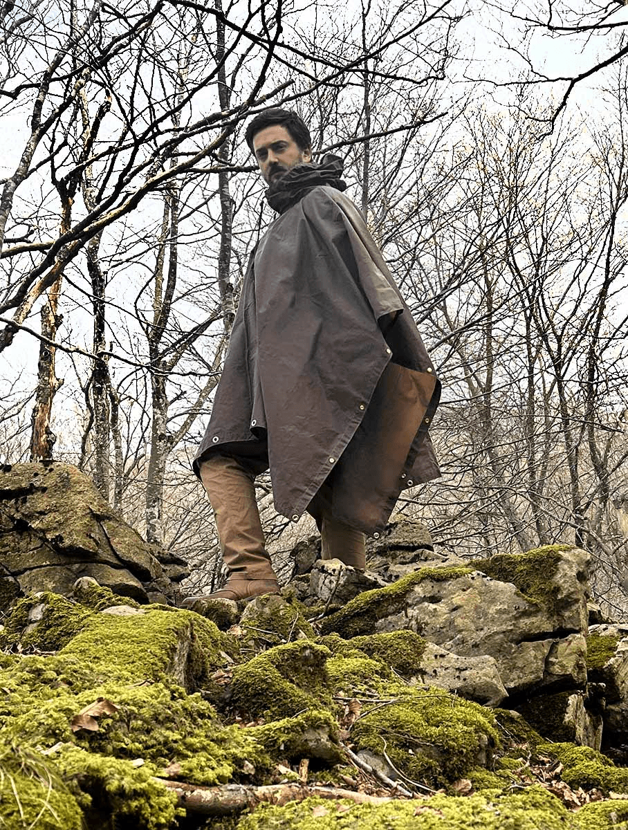 Oilskin Poncho Shelter - Young Wild Hunters