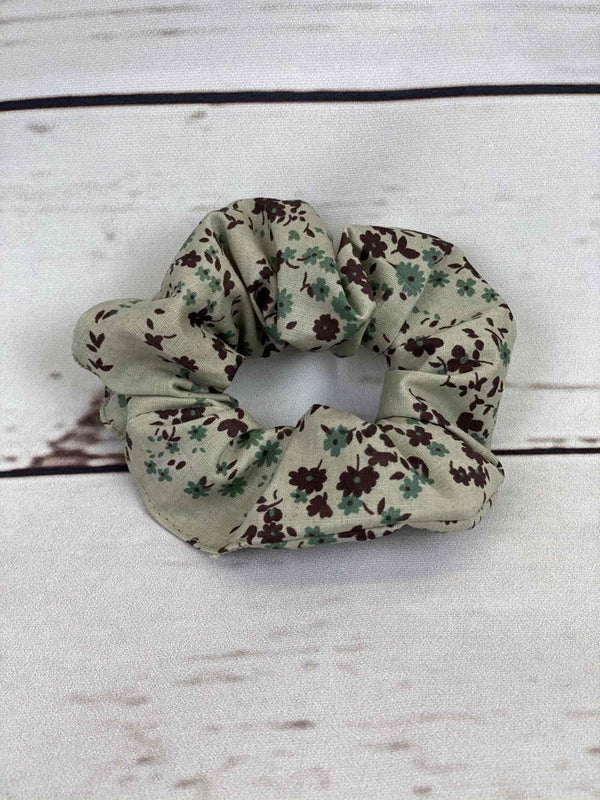 Cotton Dotted Hair Clip