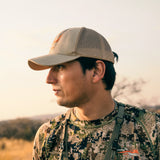 Gorra de caza WILD en cazador profesional en Namibia