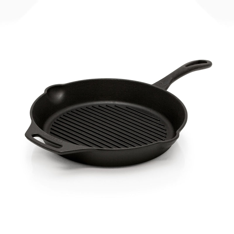 Cast iron skillet and grill GP30 with handle